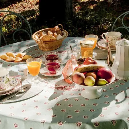 Bed & Breakfast Lea 2*